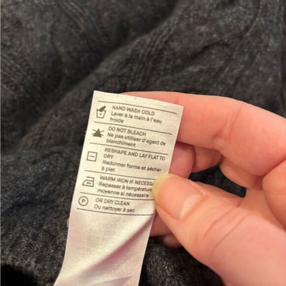 Vince Women’s Wool Blend Twisted Cable Crewneck Sweater Size Small - Picture 6 of 8